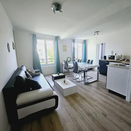 Le Grand Coty, 6 Personnes, Hypercentre Apartament